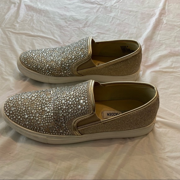 Steve Madden Crystal Slip ons SZ 9 style Ester in Beige - Picture 5 of 16